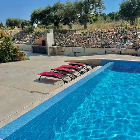 Terra Rosa Kritou Terra